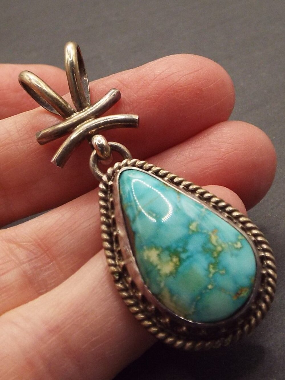 WHITE MOUNTAIN TRADING POST NAKAI STERLING BLUE GEM MINE TURQUOISE PENDANT 11